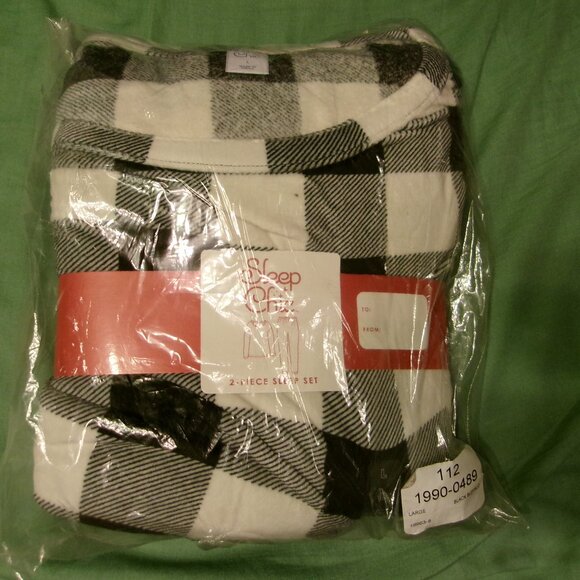 Sleep Chic 2-Piece Pajama Top Bottom Set Size Large Black Buffalo Plaid NEW NWT - Picture 1 of 7